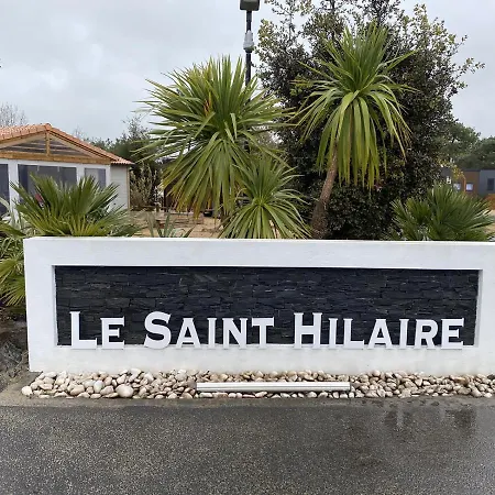 Pour 5 - Piscine Couverte - St Hilaire