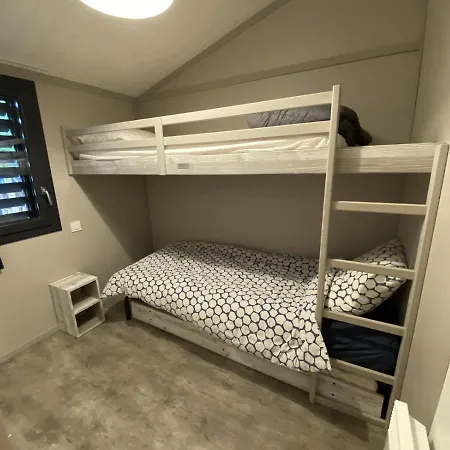 Pour 5 - Piscine Couverte - St Hilaire *